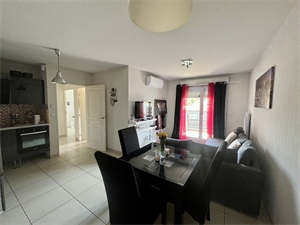appartement à la vente -   13080  LUYNES, surface 55 m2 vente appartement - APR627142